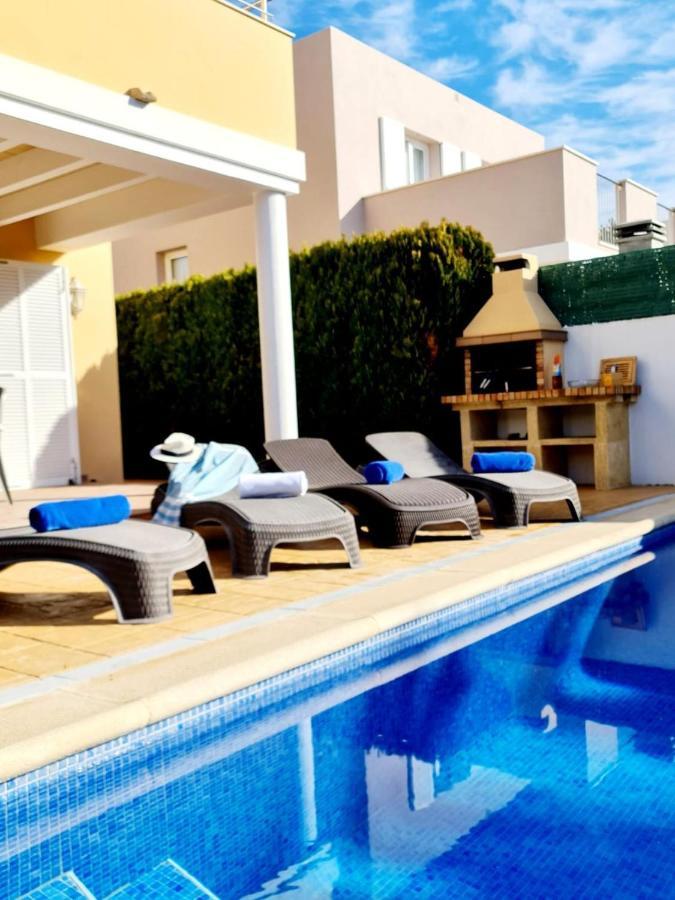 Villa Lorena 사 칼레타 외부 사진