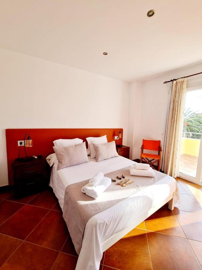 Villa Lorena 사 칼레타 외부 사진